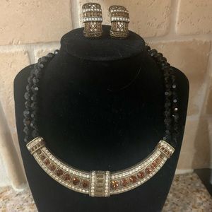 Heidi Daus Necklace and Earrings Set 😱